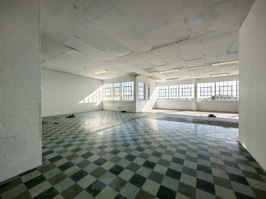 To Let commercial Property for Rent in Maitland Western Cape